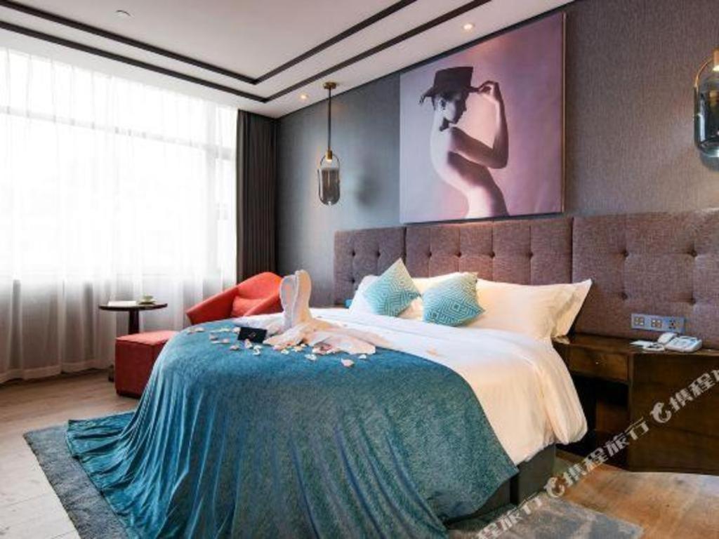 Xana Hotelle-Hotel Luzhou Baizitu Square Buitenkant foto