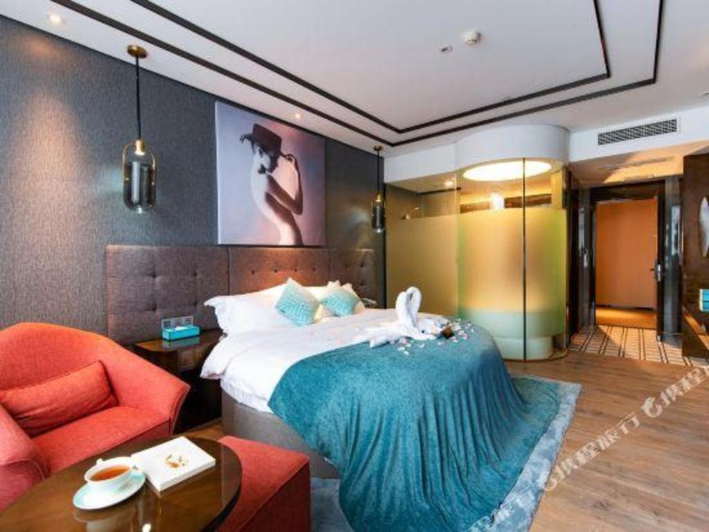 Xana Hotelle-Hotel Luzhou Baizitu Square Buitenkant foto